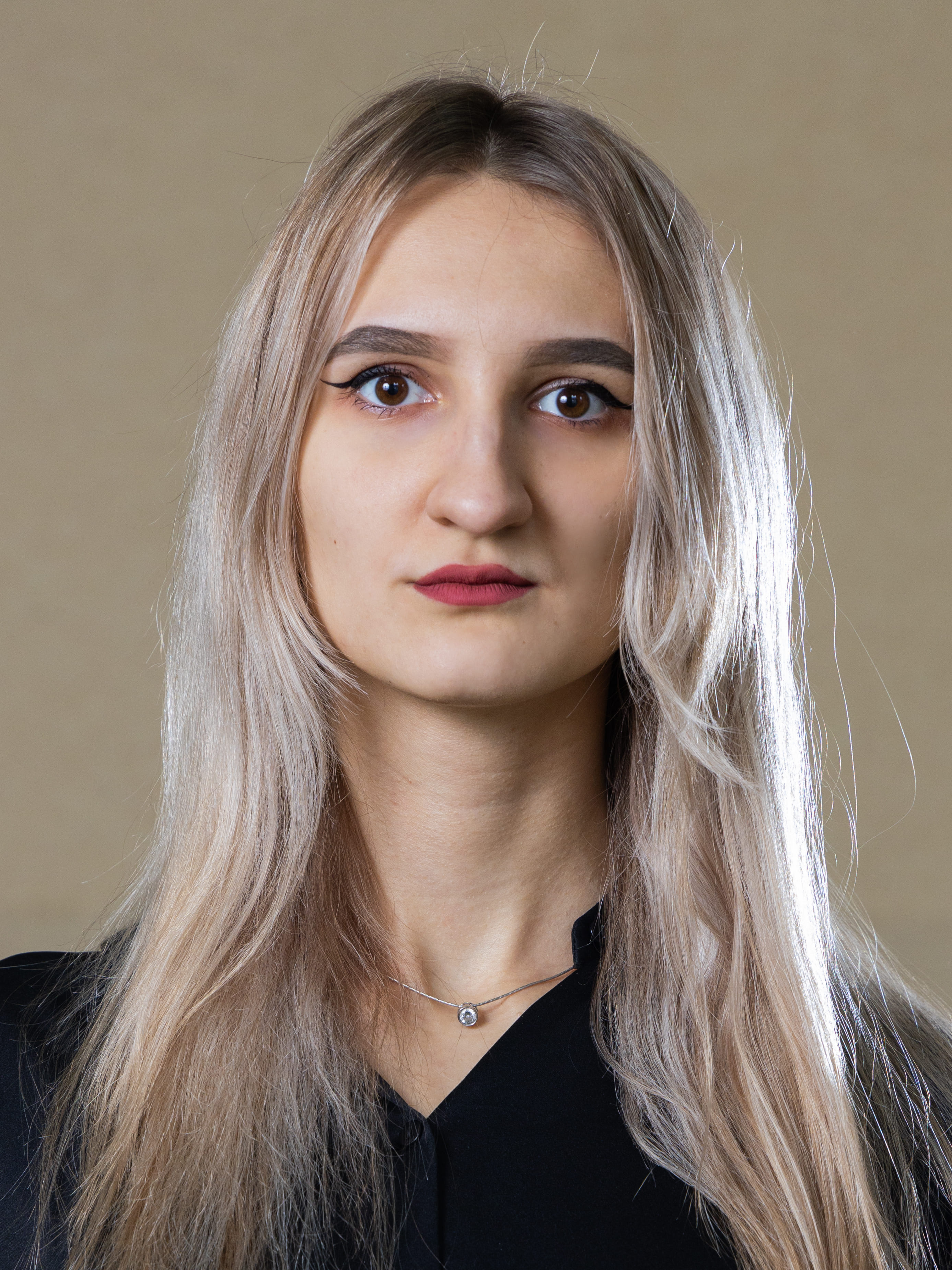 Ухлинова Елена Витальевна.