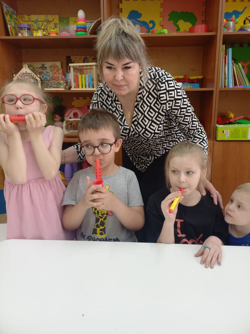 Занятие поопытно-экспериментальной деятельности «Воздух-невидимка».
