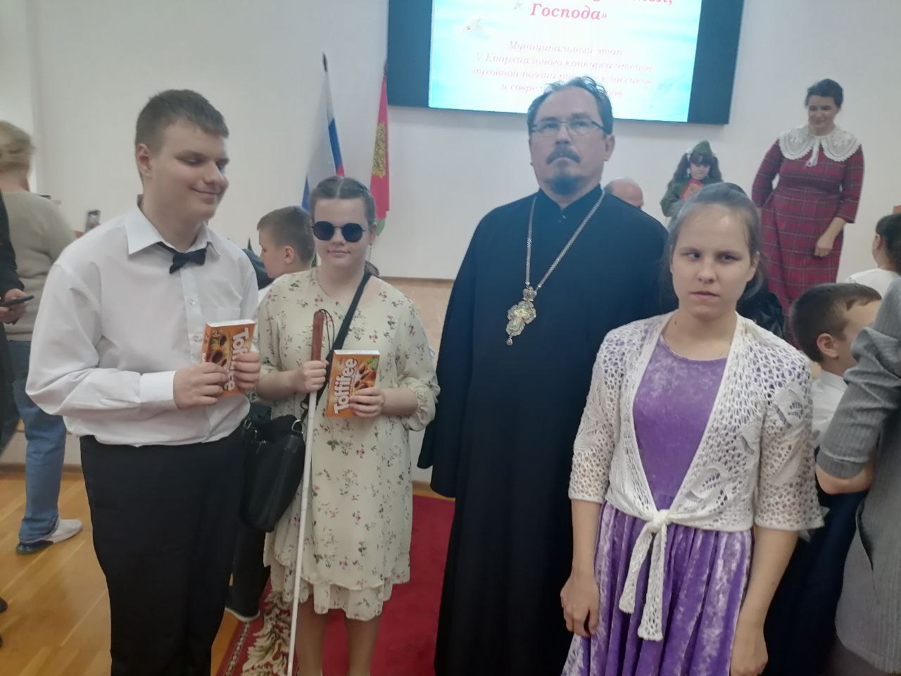 Учащиеся нашего центра приняли участие в епархиальном конкурсе чтецов духовной поэзии.